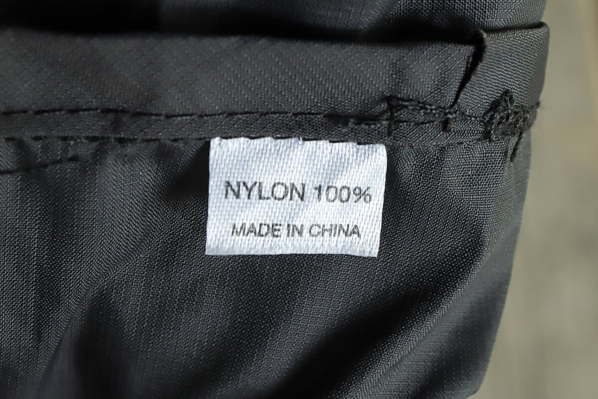 パールイズミ ヘリウムバッグはナイロン製100％