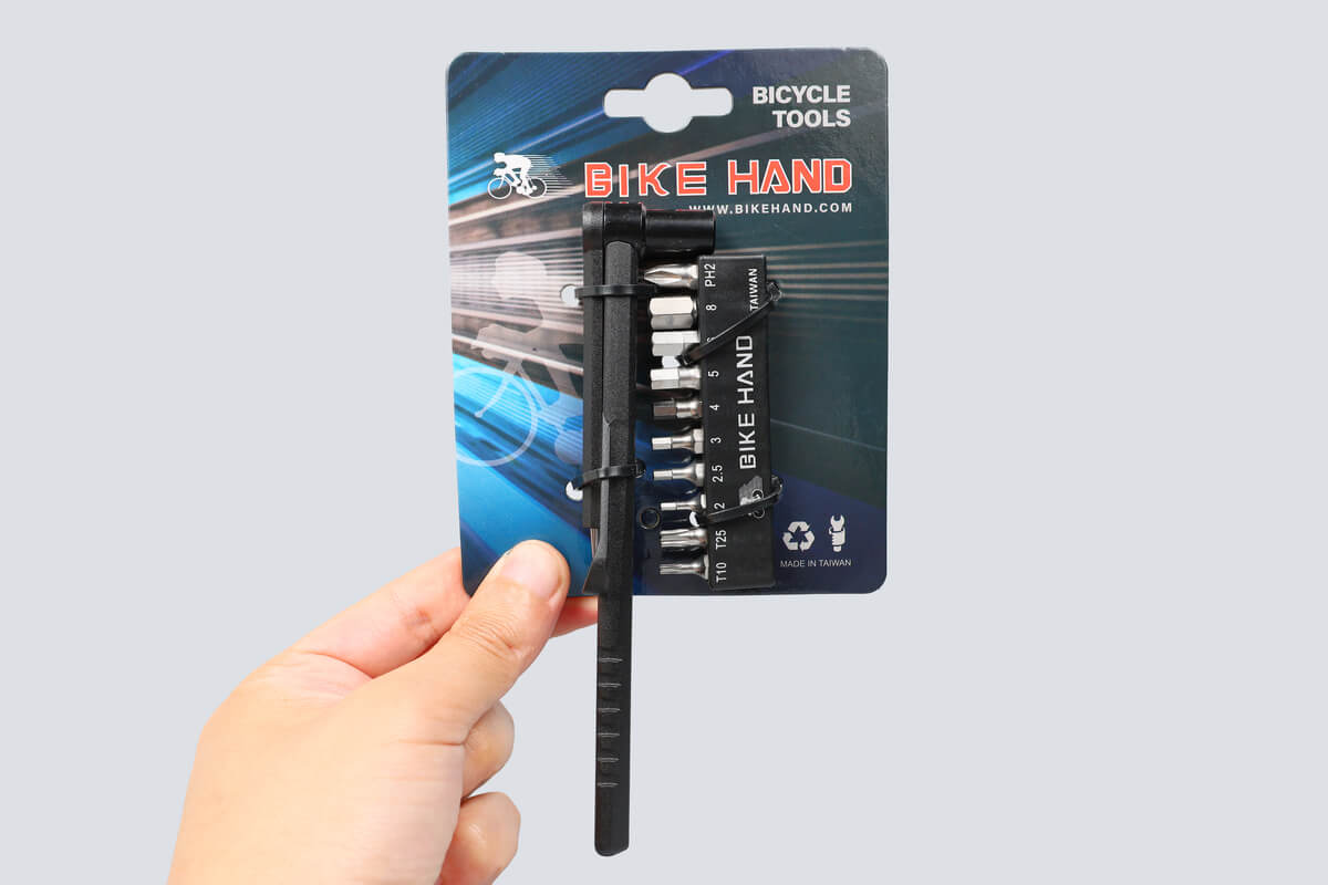 BIKE HAND 携帯トルクレンチのパッケージ